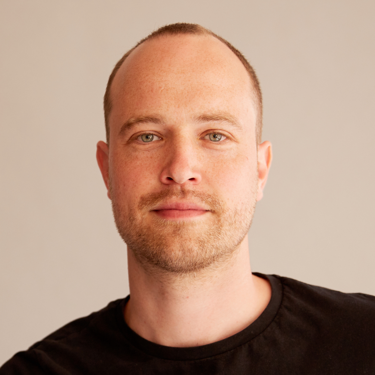 Marcus Voss BIFOLD Speaker Birds on Mars