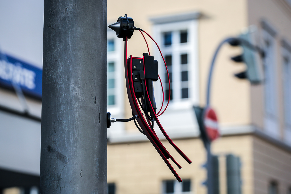 Marco Barotti’s Woodpeckers represent a robotic object as a form of creative detection of electromagnetic radiation.